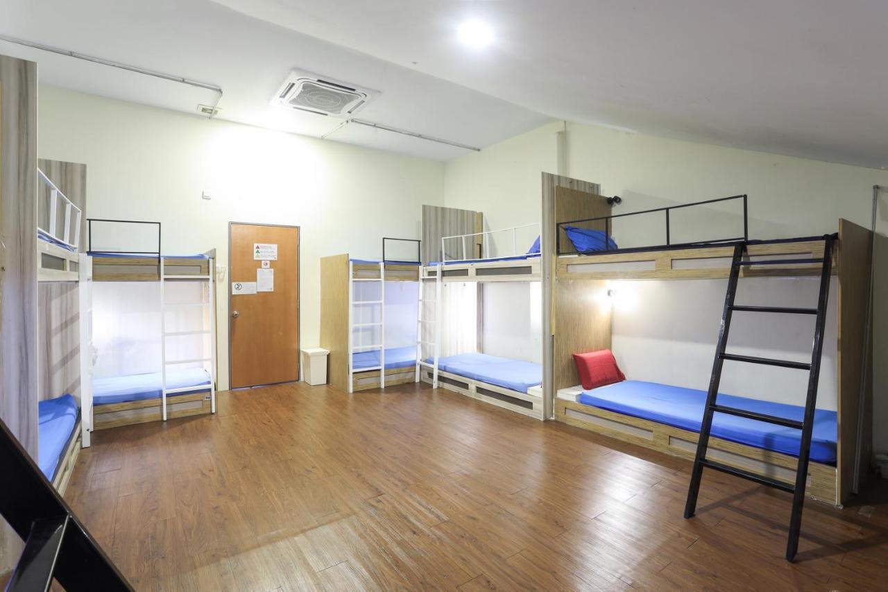 SPOT ON 90236 Zigzag Travellers Home Kuala Lumpur Eksteriør bilde